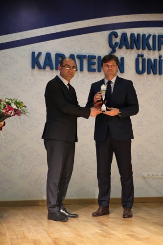 Türk Futboluna Hizmet Ödülü: Ertuğrul Sağlam