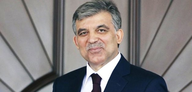 28 Ağustos 2007 Abdullah Gül Türkiye'nin 11. cumhurbaşkanının belirlenmesi için Nisan ayında başlayan ve olaylı geçen süreç 29 Ağustos'ta Abdullah Gül'ün cumhurbaşkanı seçilmesiyle tamamlandı.  Seçim dönemine, başörtüsü ve laiklik tartışmalarıyla gelinmişti. Ülkenin çeşitli yerlerinde 
