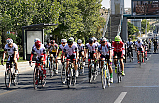 300 Bisikletçi Kale’de dalgalanan bayrağı Anadolu OSB’ye taşıdı