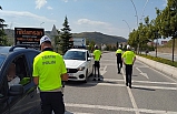 Çankırı’da trafik denetimlerinde 803 araç sürücüsüne ceza yağdı!