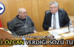 Vali Özcan dan Zeki Babadağa elektro saz