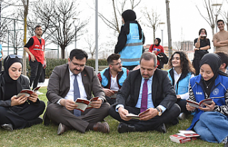 AK Parti Çankırı'da kitap okuma farkındalığına...