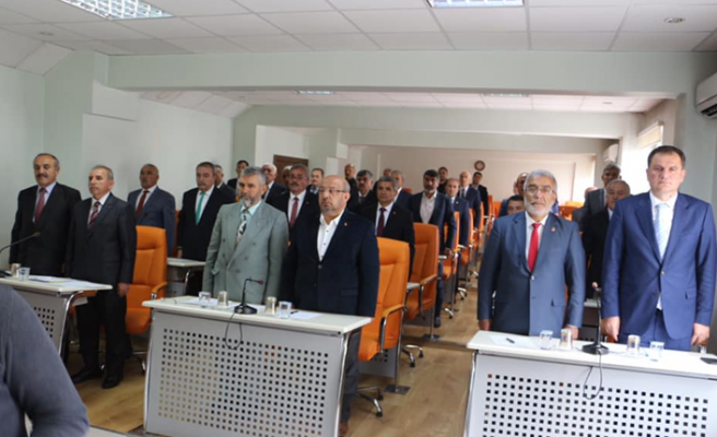 Yeni Meclis Başkanı Mustafa Çıbık Oldu