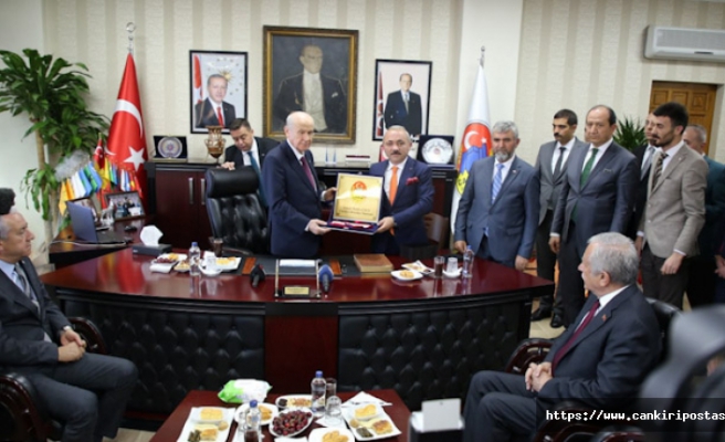 MHP Lideri Bahçeli, Çankırı Belediyesini ziyâret etti!