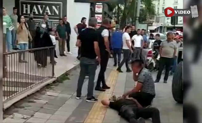 Çankırı'da nakliyat şirketi çalışanları ile ev taşıyan aile arasında kavga: 1 yaralı