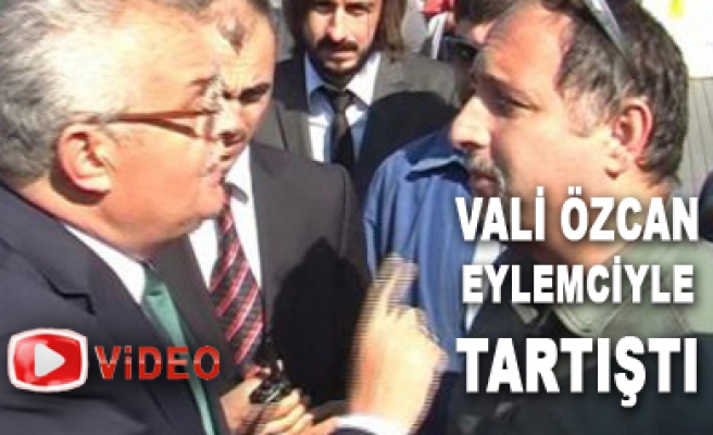 Vali Özcan Taksimde Trabzonsporlu eylemcilerle tartıştı