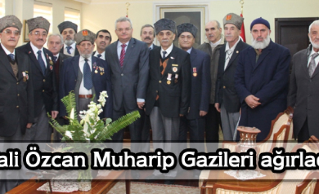 Muharip Gaziler Derneği, Vali Özcan ı ziyaret etti