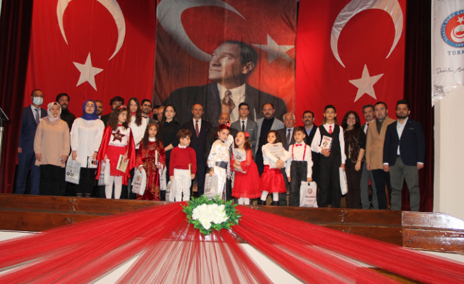 İstiklal Marşı'nı Güzel okuma yarışması yapıldı