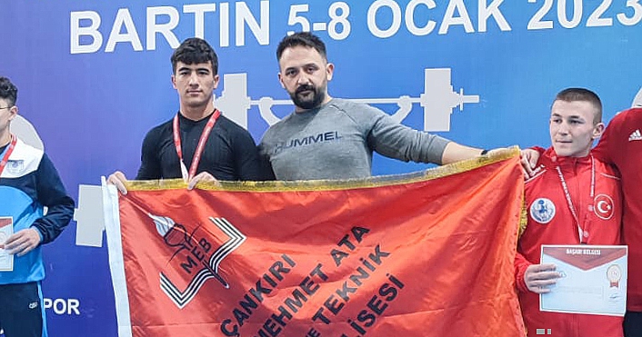 Okullar arası Türkiye Halter Şampiyonu Tarım Meslek Lisesinden